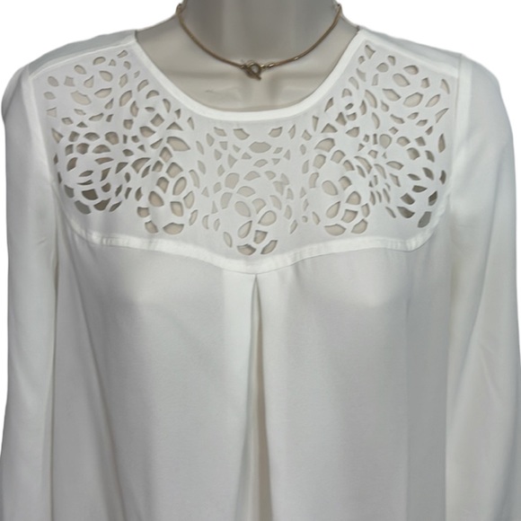 Anthro HD in Paris Laser Cut Cream Dara Blouse - Picture 5 of 7